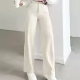 Vaqueros elegantes básicos